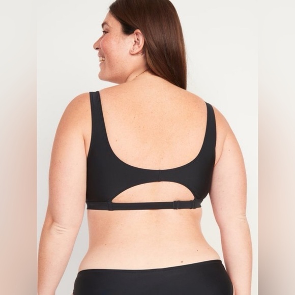 NWT! Black Scoop-Neck Swim Top - Size Large💎 - Picture 5 of 8